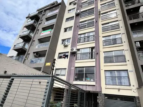 DEPARTAMENTO EXCELENTE UBICACION CENTRO DE MORON  