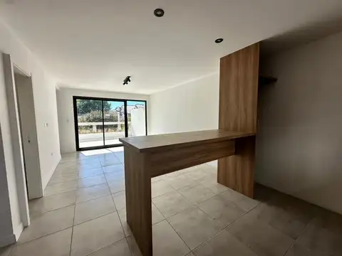 Depto Tipo Casa en Venta de 2 dormitorios