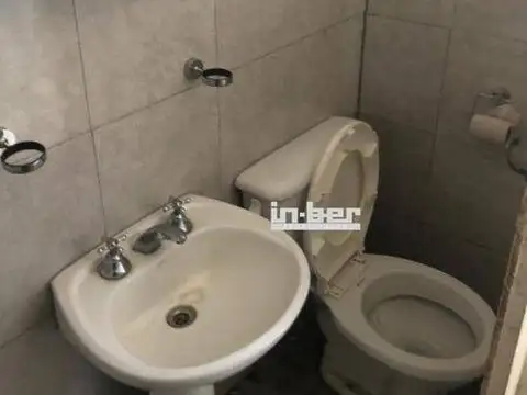 Local - Alquiler - Argentina, Berazategui - AV. EVA PERON 2785