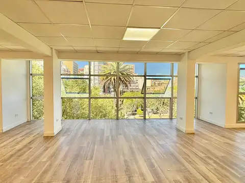 Oficina 2 ambientes con 1 baño