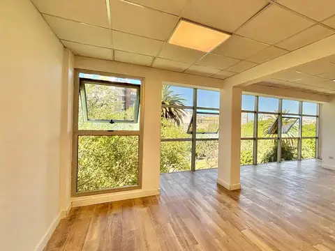 ALQUILER | OFICINA 100 M2 | MACROCENTRO