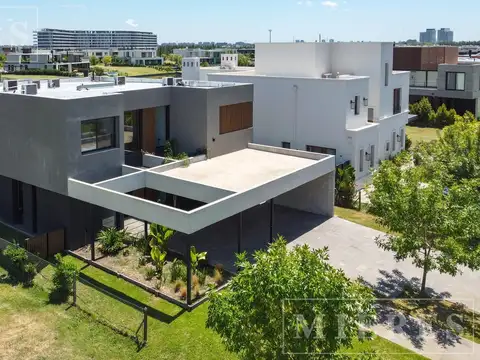 Casa en Venta en Nordelta Carpinchos, USD 950.000