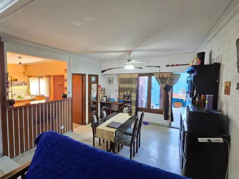 Venta Depto. 3 amb en Piñeyro SIN EXPENSAS.