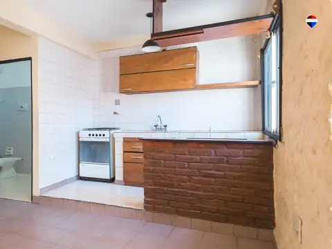 Depto Tipo Casa en Venta en Bernal Oeste, USD 35.000
