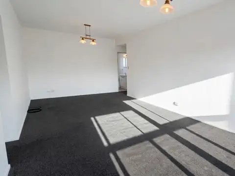 Departamento en Alquiler en Lanús Este, $ 800.000