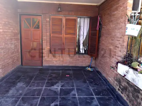 Duplex 3 amb. c/ cochera. APTO CREDITO!