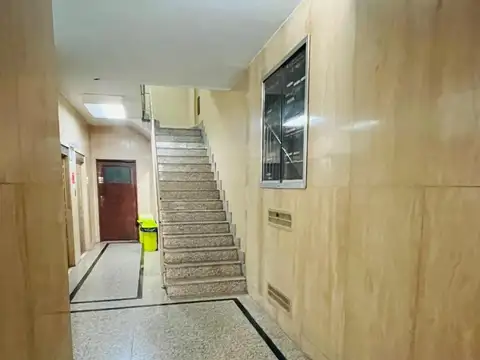 Oficina en Venta con 1 cochera