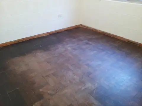 Casa en Alquiler en José León Suárez, $ 850.000