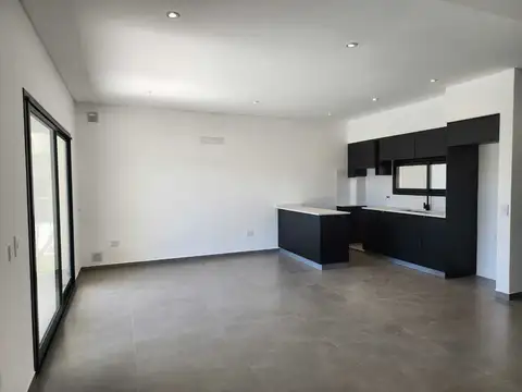 Casa 4 ambientes en Alquiler, Barrio El Aljibe, Fatima, Pilar, GBA Norte