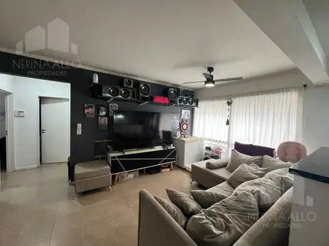 Depto Tipo Casa en Venta de 3 ambientes