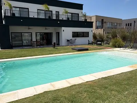 Casa en Venta en Hudson, USD 499.000