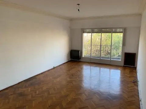 Exclusivo Departamento de 4 Ambientes Con Balcón En Olivos.