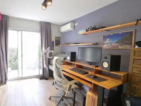 Casa 7 ambientes con 3 baños