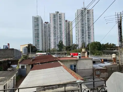 Galpon en Venta en Avellaneda, USD 275.000