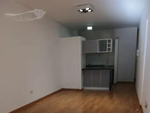 Mario Bravo 1100, Piso 3