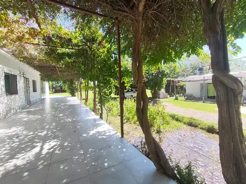 Venta Finca productiva, casa y piscina. Única 