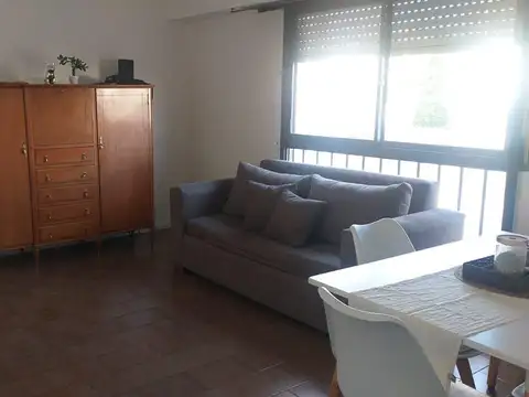Departamento en Alquiler Temporal en Plaza Colon, $ 90.000