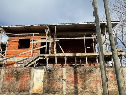 Terreno en Venta 17  mts Fondo