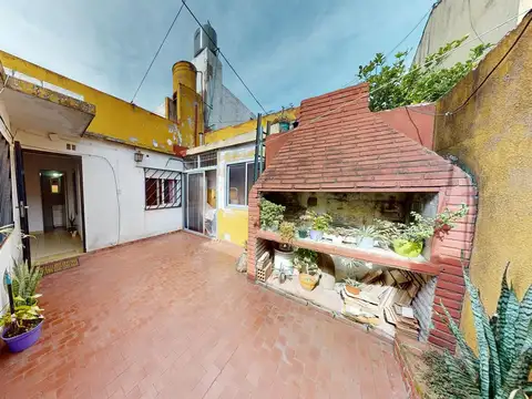 Depto Tipo Casa en Venta 47 años