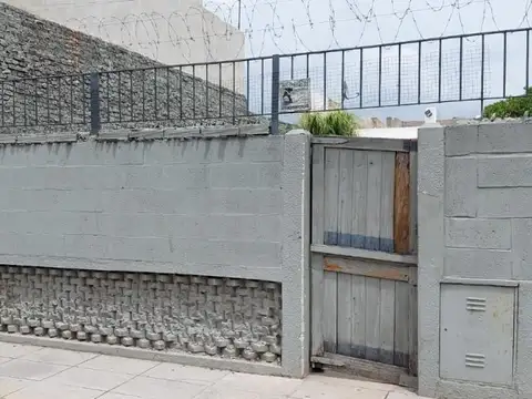 TERRENO AMPLIO SOBRE AVENIDA 3 DE FEBRERO