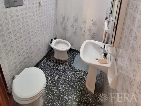 Depto Tipo Casa en Venta 50 años