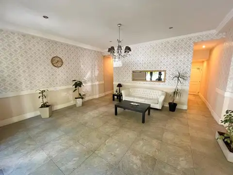 DEPARTAMENTO 2 AMBIENTES CON COCHERA