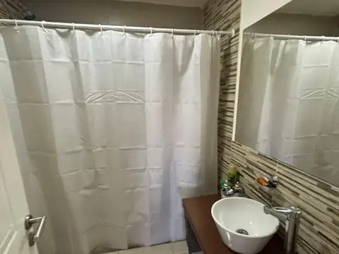 DEPARTAMENTO 2 AMBIENTES CON COCHERA