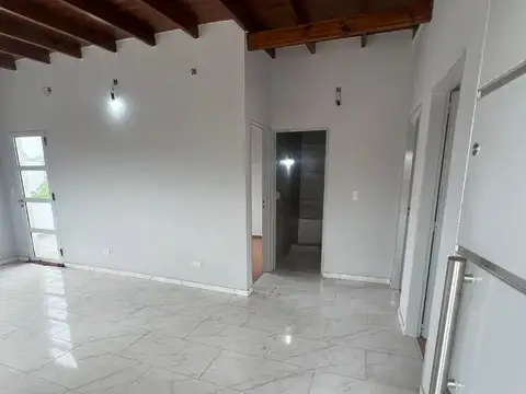 Depto Tipo Casa en Venta en General San Martin, USD 74.900