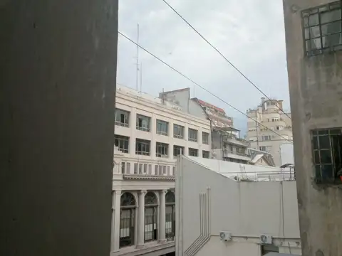 Tucumán 800, Piso 4