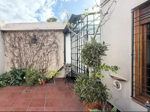 VENTA CASA 4 AMBIENTES CON PILETA PARRILLA RECICLADA - OPORTUNIDAD