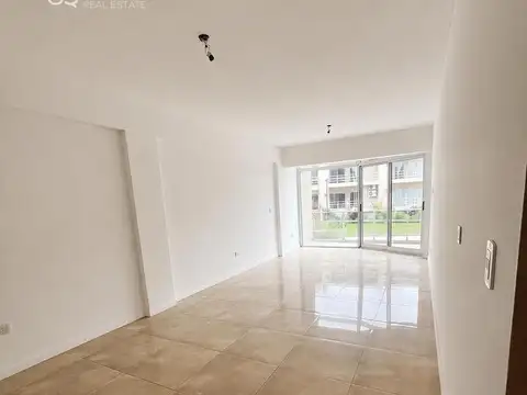 Departamento en Alquiler en Villa Rosa, $ 820.000