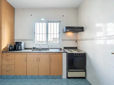 Departamento 4 ambientes con 1 baño