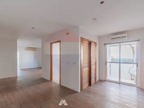 Oficina en Alquiler en Carrasco , USD 2.600