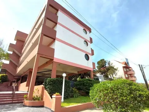 Departamento -Venta - Villa Gesell - 2 Ambientes - Cochera