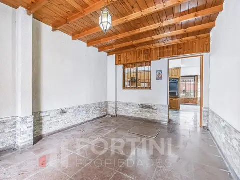 Casa en Alquiler en Villa Ballester, $ 2.700.000