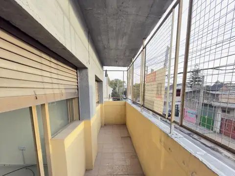 Casa en Venta con 6 cocheras