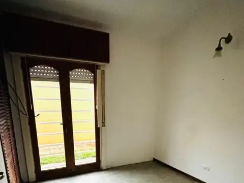 Casa en venta - 3 Dormitorios 1 Baño - Necochea