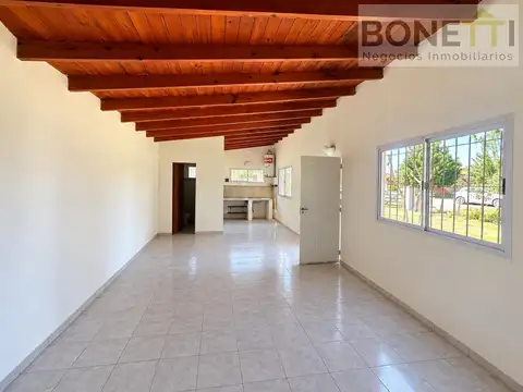 Casa quinta en venta en Mercedes con mucho verde