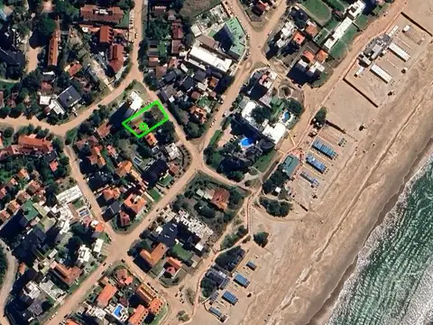 Paseo 118 e/ Avenida 1 y Avenida 2