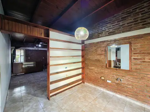 Casa 2 ambientes con 1 baño