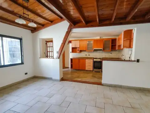 Depto Tipo Casa en Venta 45 años