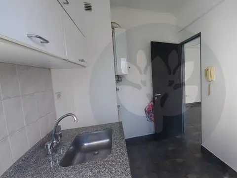 Departamento en Alquiler en Tribunales, $ 550.000