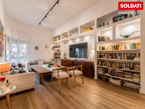 Casa de 5 ambientes refaccionada con Jardín, Cochera, Terraza y Parrilla en Venta - Nuñez