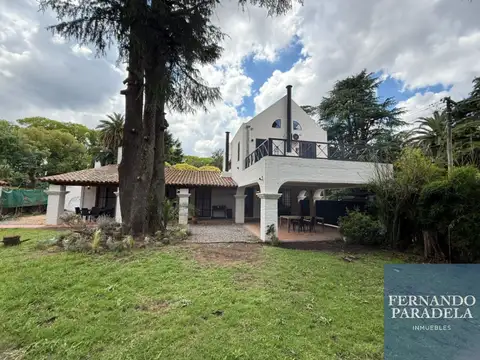 Casa en alquiler por 1 año en Parque Leloir