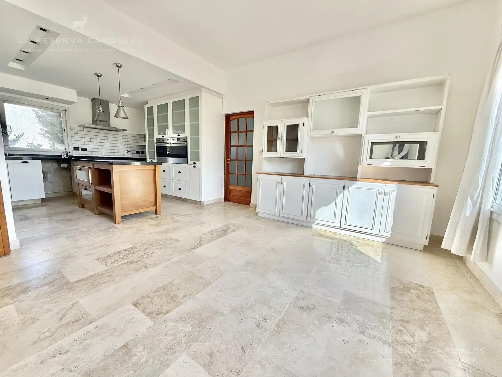 Casa 6 ambientes con 3 baños