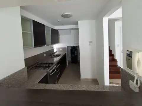 Departamento en Alquiler de 3 dormitorios