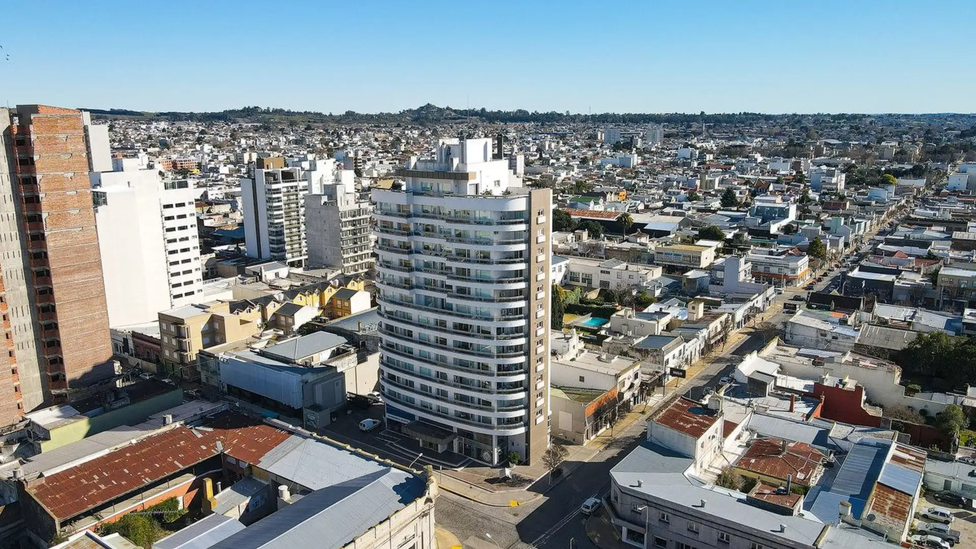 Amplio depto 3 amb, 88m² — Ideal para familia, excelente estado, Tandil