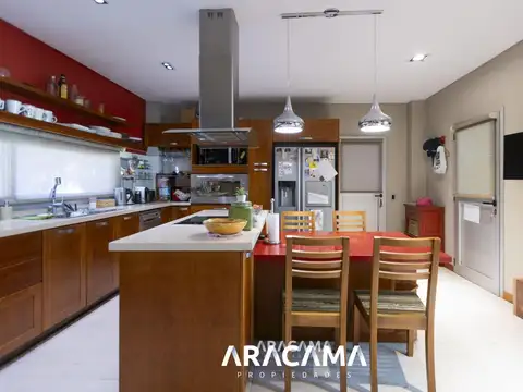 Casa en Venta de 4 dormitorios