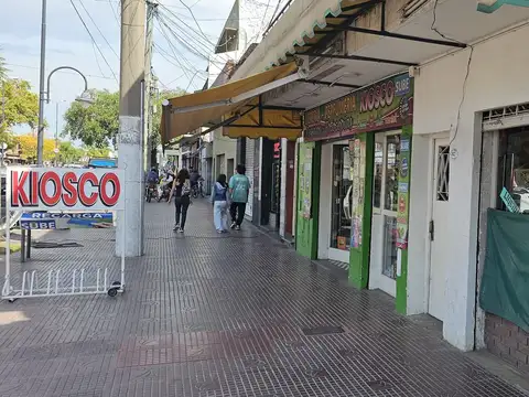 Local y Vivienda en Venta en Virreyes, San Fernando