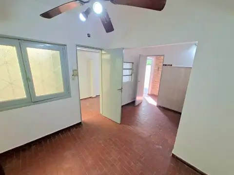 Coronel Juan Antonio Lezica 4100, Piso pb